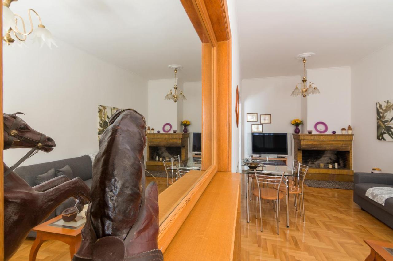 Nice 2Bedroom Apartment In Pagkrati Атина Екстериор снимка