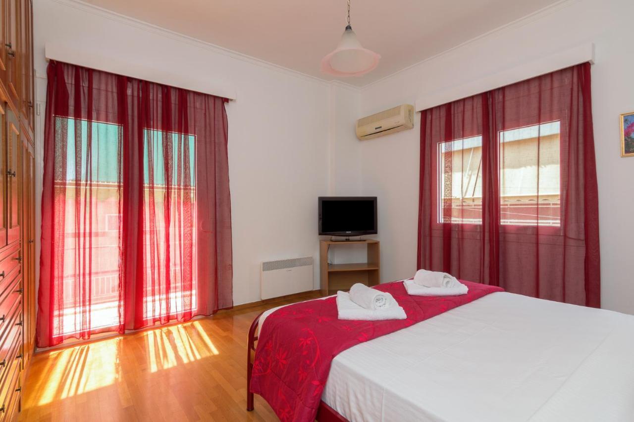 Nice 2Bedroom Apartment In Pagkrati Атина Екстериор снимка