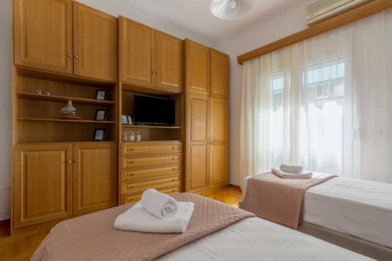 Nice 2Bedroom Apartment In Pagkrati Атина Екстериор снимка